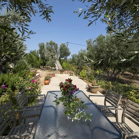 Casa vacanze Modern In Sfakaki Pangalochori